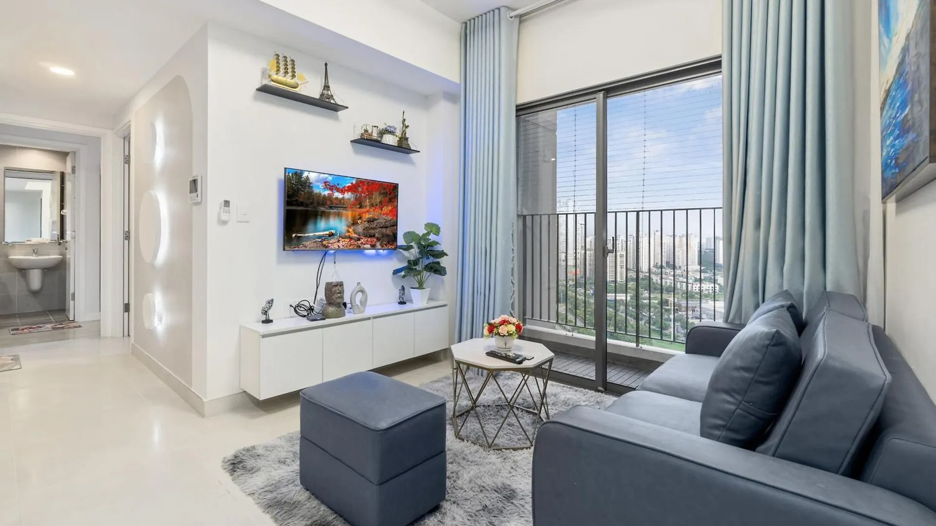 Cozy 2 Bedrooms Condo In T1 Masteri Thao Dien, Fully Furnished With Full Amenities Ho Chi Minh City