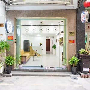 Planet Saigon Homestay