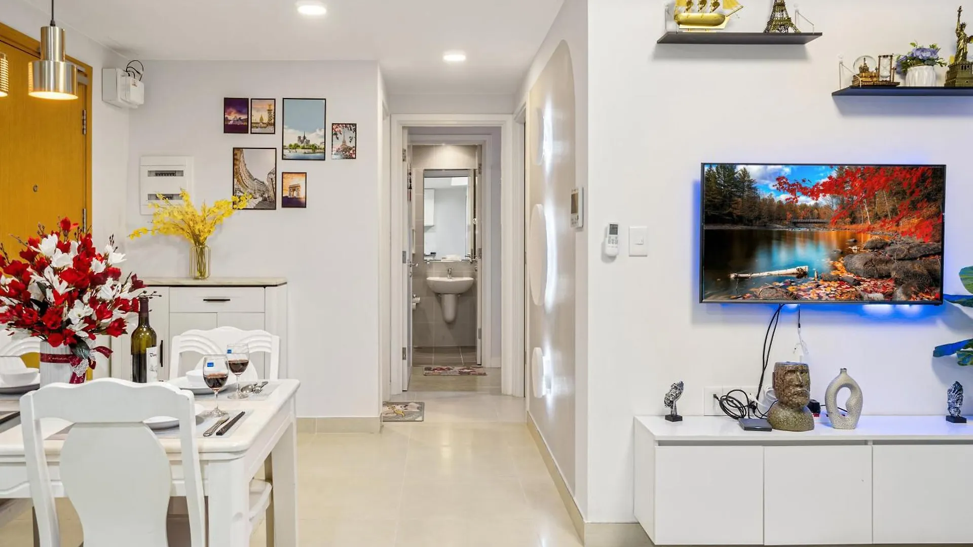 Cozy 2 Bedrooms Condo In T1 Masteri Thao Dien, Fully Furnished With Full Amenities Ho Chi Minh City