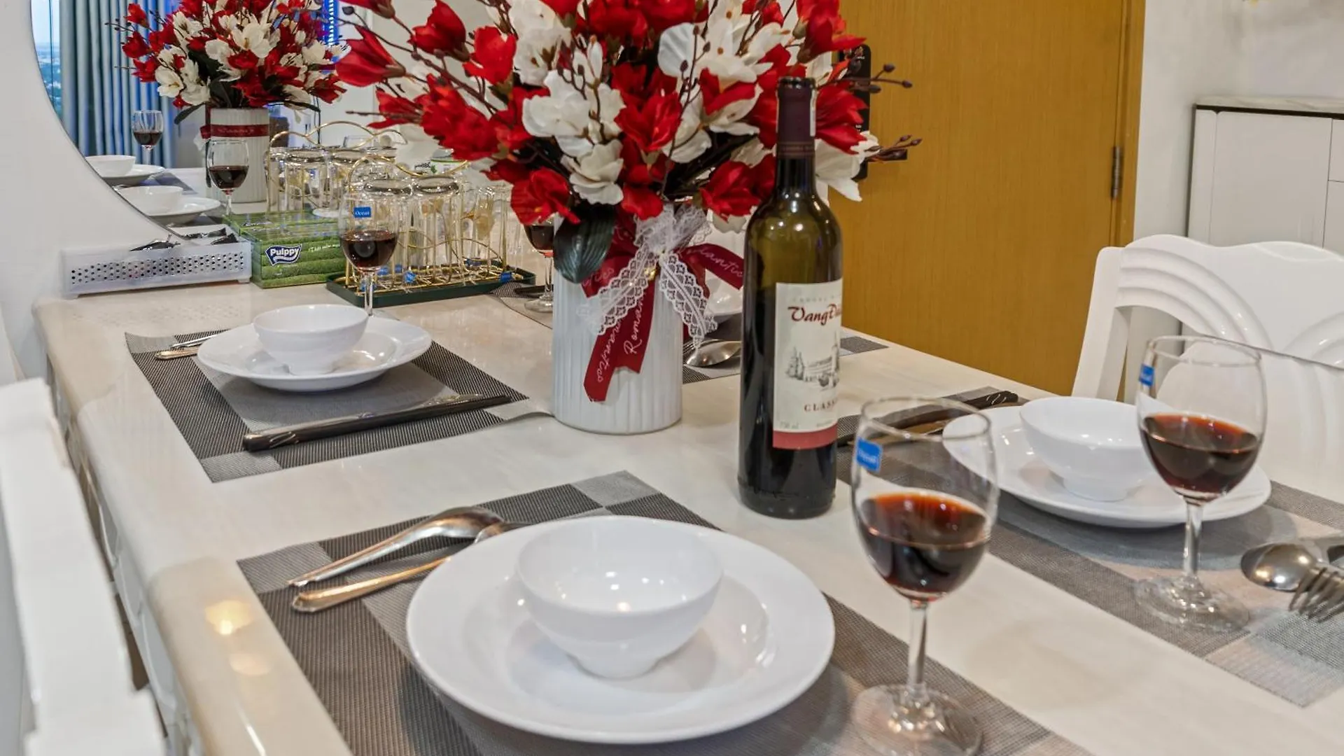 Apartment Cozy 2 Bedrooms Condo In T1 Masteri Thao Dien, Fully Furnished With Full Amenities Ho Chi Minh City Vietnam