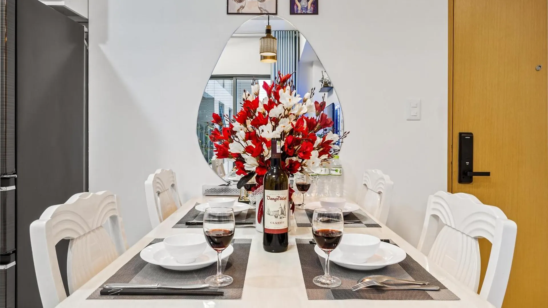 Cozy 2 Bedrooms Condo In T1 Masteri Thao Dien, Fully Furnished With Full Amenities Ho Chi Minh City 0*,  Vietnam